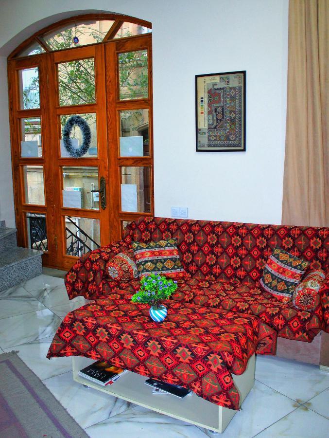 Antique Palace Baku Hotel Buitenkant foto